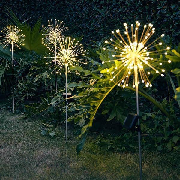 Solcellelampe På Spyd Have Gult Fyrværkeri